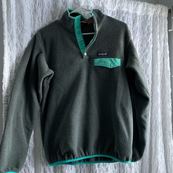 Patagonia Tops - Patagonia Pullover